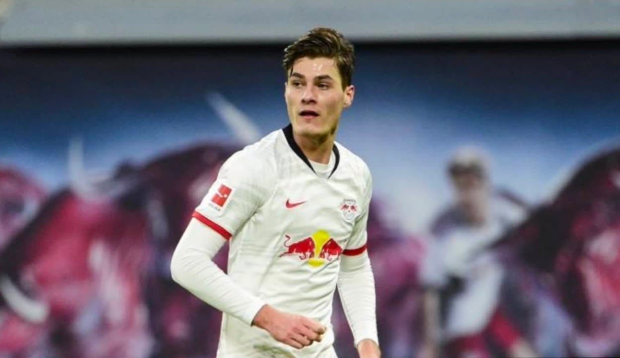 尤文图斯踢 尤文图斯踢